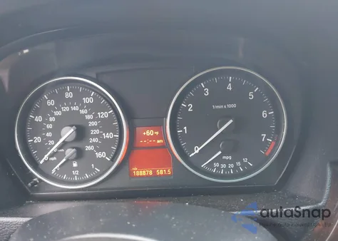 2011 BMW 328I z USA, uszkodzony, nr VIN WBAPH5G59BNM74831